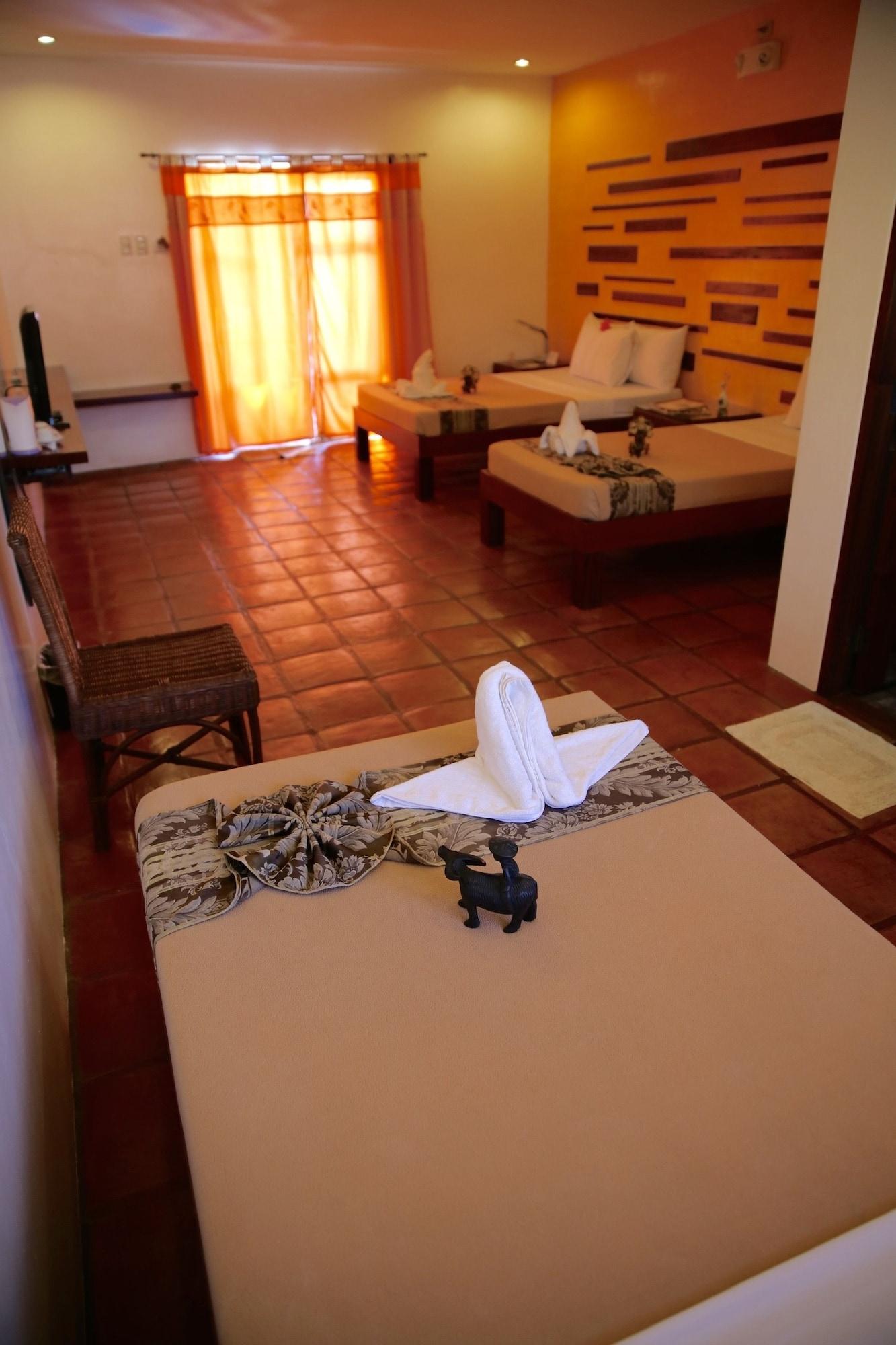 Acacia Tree Garden Hotel Puerto Princesa Zewnętrze zdjęcie