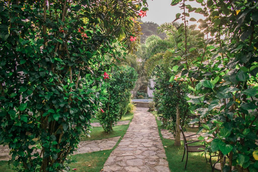 Acacia Tree Garden Hotel Puerto Princesa Zewnętrze zdjęcie